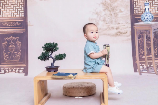 邵东宝宝几个月翻身才正常